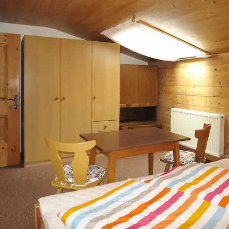 Gastehaus Holaus 365s *