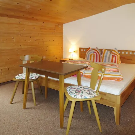 Gastehaus Holaus 365s