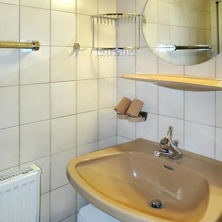 Apartament Gastehaus Holaus 365s *
